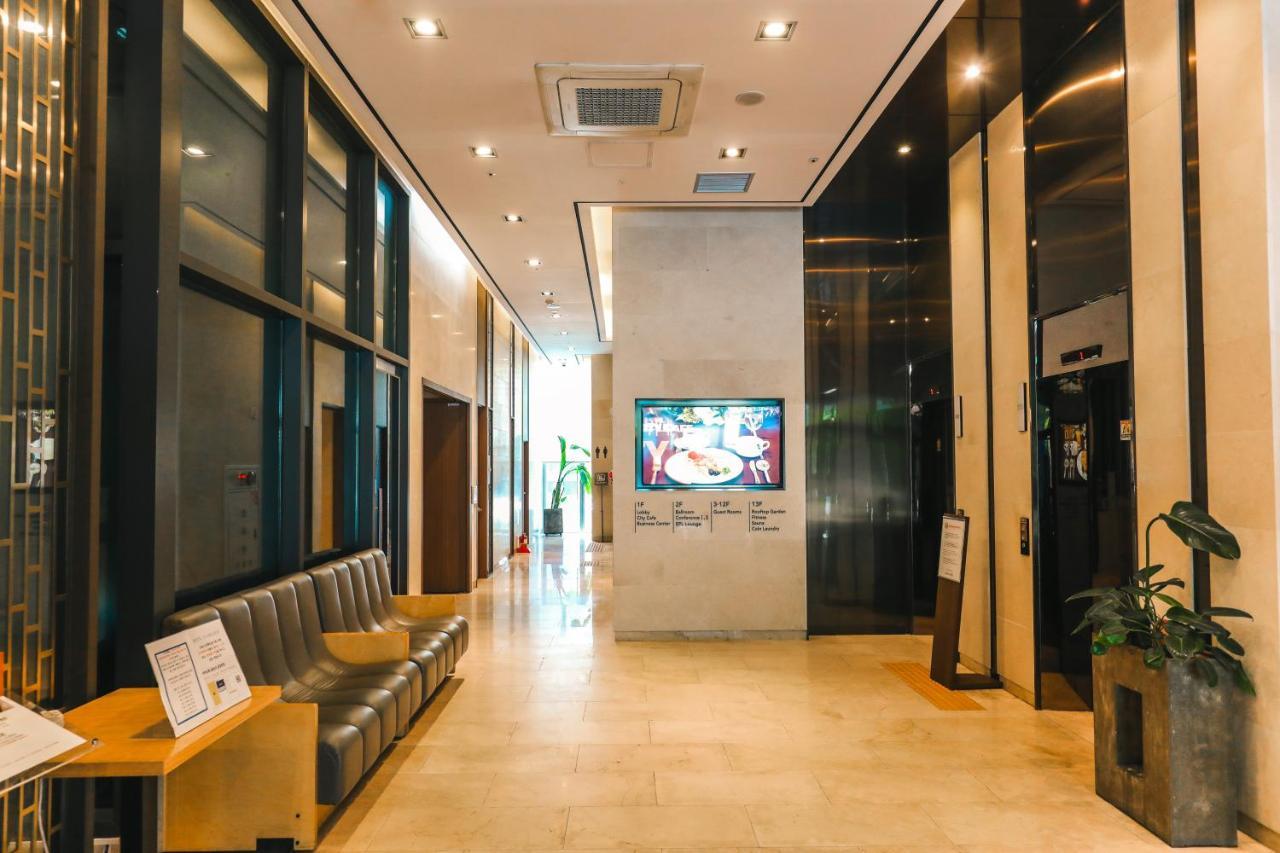 On City Hotel Чхонан Екстер'єр фото